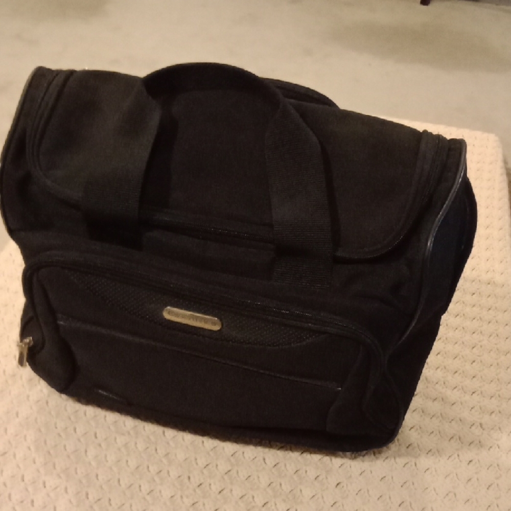 Classic Black Travel Bag for Men